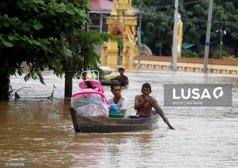 As fortes chuvas provocadas pelo tufão Yagi causaram graves inundações em algumas zonas de Myanmar, deixando milhares de pessoas retidas nas suas casas.