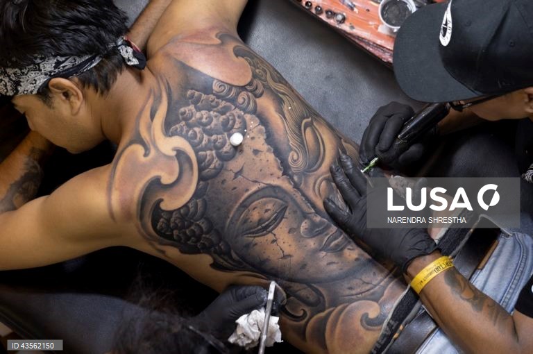 Nepal: Encontro de tatuadores dos Himalaias em Katmandu