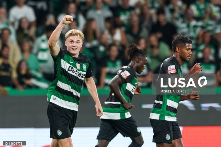 O Sporting manteve hoje três pontos de vantagem sobre o FC Porto, ao vencer em casa ao AVS, por 3-0, em jogo da sexta jornada da I Liga portuguesa de futebol.