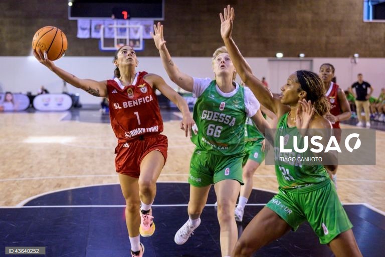 Supertaça feminina de basquetebol: Benfica vence o Gdessa Barreiro e conquista o troféu
