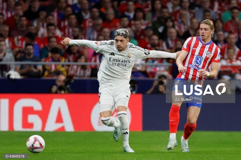 Futebol: Liga espanhola - Atlético de Madrid vs Real Madrid
