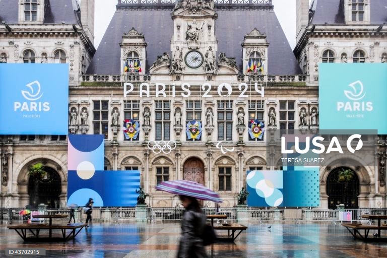 França em estado de alerta devido à tempestade Kirk que se desloca pela Europa