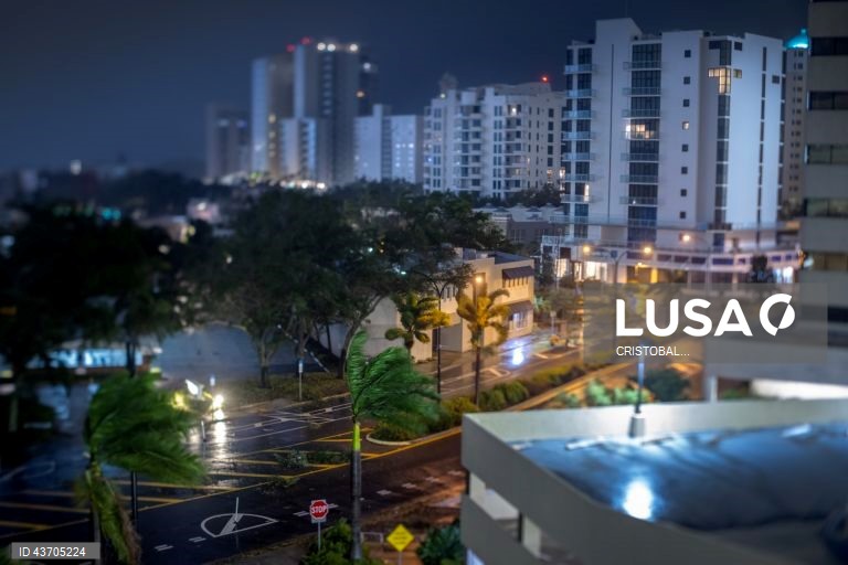 Passagem do furacão Milton pela Flórida