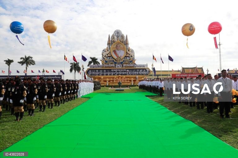 Camboja: 20º aniversário da coroação do Rei Sihamoni.