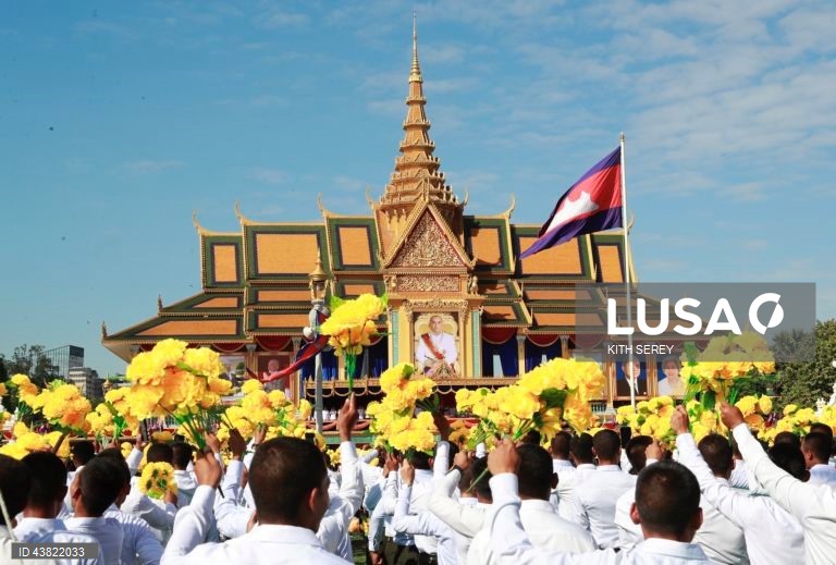 Camboja: 20º aniversário da coroação do Rei Sihamoni.
