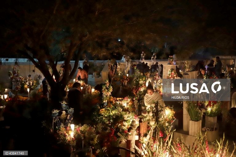 Celebração do Dia dos Mortos