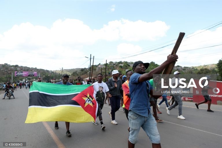 Moçambique: Manifestantes cortam acesso à principal fronteira com a África do Sul 