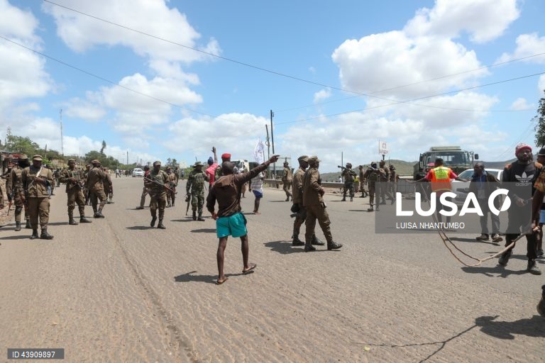 Moçambique: Manifestantes cortam acesso à principal fronteira com a África do Sul 