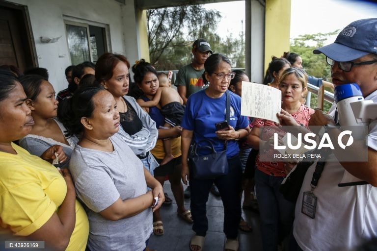 Filipinas: tufão Man-Yi atinge a região de Luzon