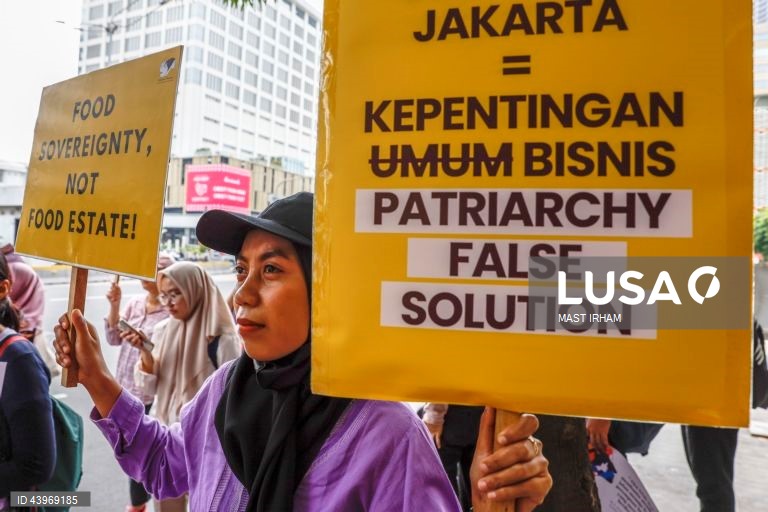 Indonésia: Manifestação em Jacarta contra a violência sobre as mulheres