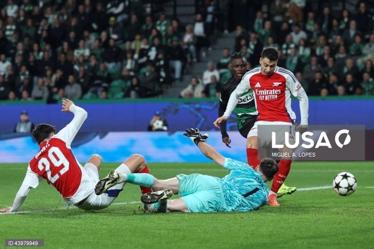 O Sporting sofreu hoje a primeira derrota na edição 2024/25 da Liga dos Campeões em futebol, ao ser goleado por 5-1 na receção aos ingleses do Arsenal, em encontro da quinta jornada da fase de liga.
