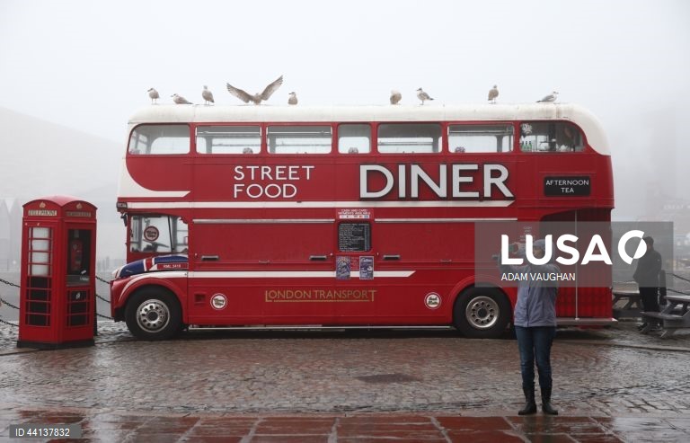 Reino Unido: Nevoeiro em Liverpool