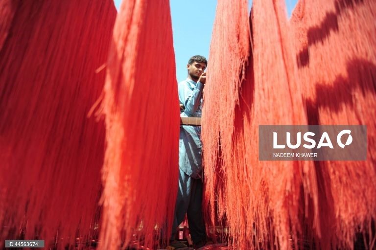 Paquistão: Fábrica em Hyderabad produz aletria para o Ramadão