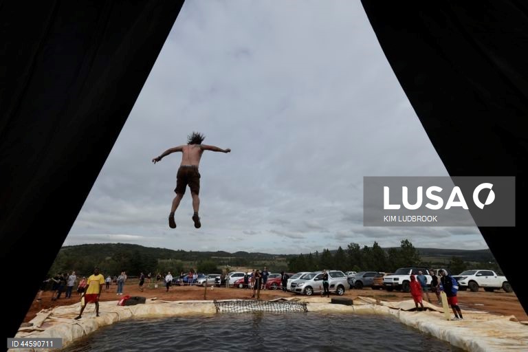 Warrior Race, África do sul