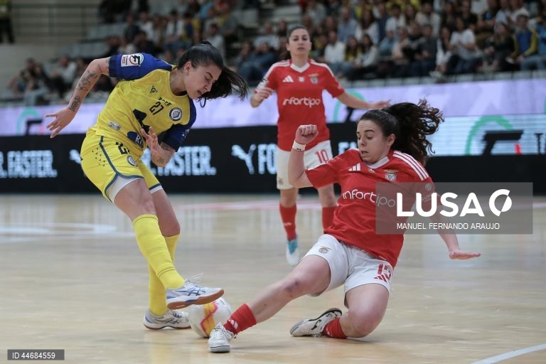 Futsal feminino: Benfica vence Nun`Álvares e conquista a Taça de Portugal