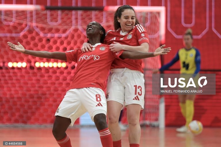 Futsal feminino: Benfica vence Nun`Álvares e conquista a Taça de Portugal