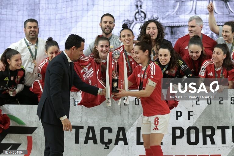 Futsal feminino: Benfica vence Nun`Álvares e conquista a Taça de Portugal