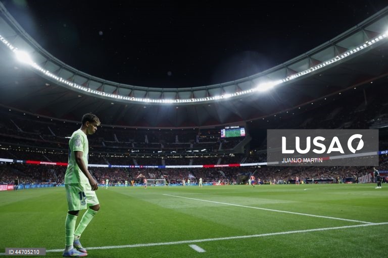 Um golo do avançado Ferrán Torres revelou-se hoje suficiente para o FC Barcelona ultrapassar ‘fora de portas’ o Atlético de Madrid (1-0), assegurando a presença dos 'culés' na final da Taça do Rei de Espanha em futebol.