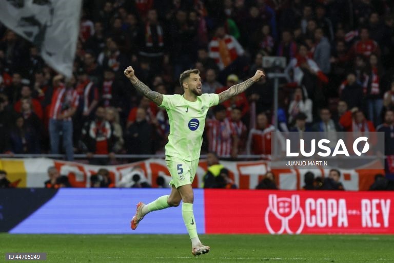Um golo do avançado Ferrán Torres revelou-se hoje suficiente para o FC Barcelona ultrapassar ‘fora de portas’ o Atlético de Madrid (1-0), assegurando a presença dos 'culés' na final da Taça do Rei de Espanha em futebol.