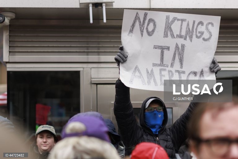 EUA: 50 Estados, 50 protestos a nível nacional contra as políticas do Presidente Trump
