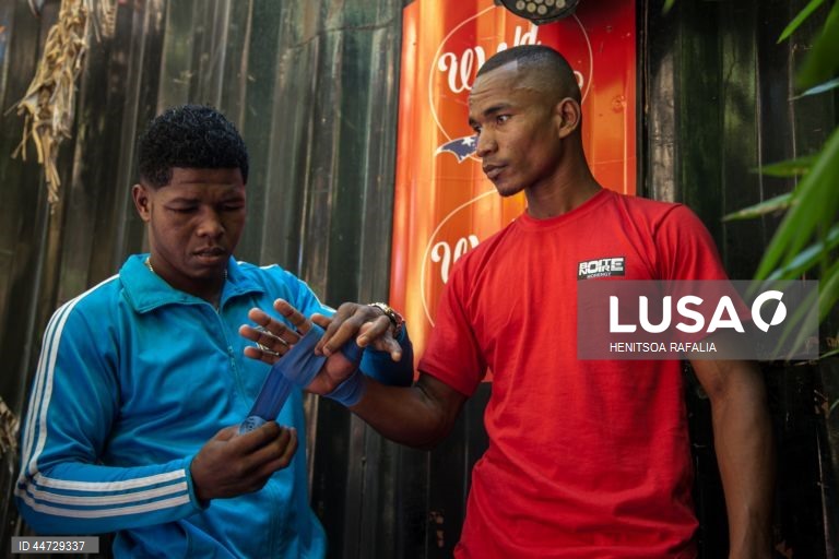 Madagáscar: Combates de Morengy, arte marcial tradicional, em Antananarivo