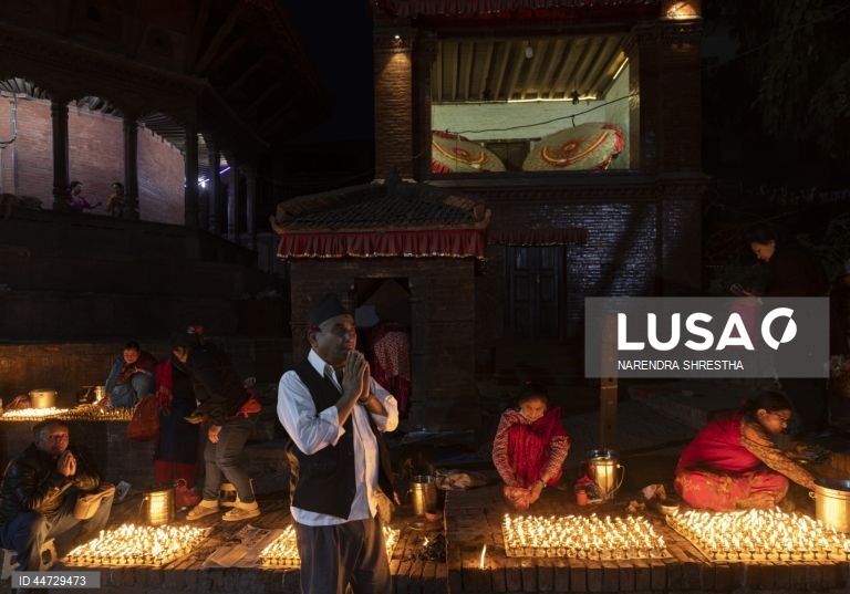 Nepal: Festival religioso do povo Newari em Catmandu
