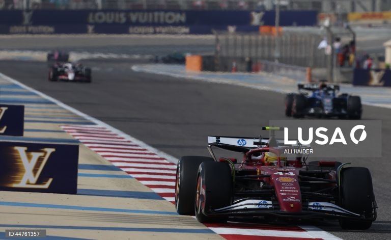 Automobilismo: Treinos para o Grande Prémio do Bahrain de F1