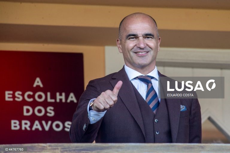 O Sporting recuperou hoje, provisoriamente, a liderança da I Liga portuguesa de futebol, ao vencer o Santa Clara por 1-0, em Ponta Delgada, nos Açores, em encontro da 29.ª jornada da prova.