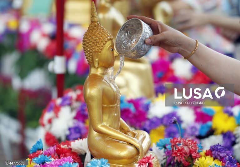 Tailândia: Festival Songkran em Banguecoque
