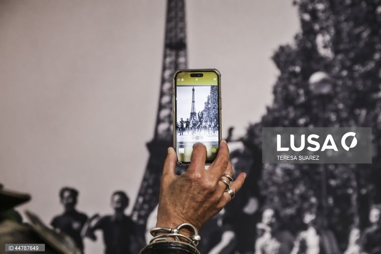 Exposição "Doisneau. Instants Donnes" no Museu Maillol em Paris.