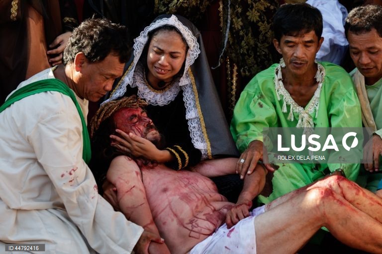 Filipinas: Católicos encenam cenas bíblicas para assinalar a Quinta-feira Santa do tempo da Quaresma