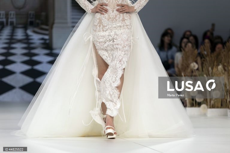 Espanha: Barcelona Bridal Fashion Week 2025