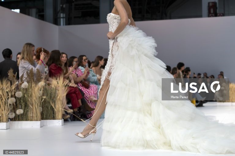 Espanha: Barcelona Bridal Fashion Week 2025