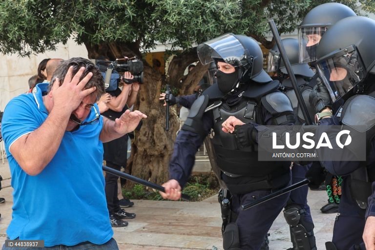25 de Abril: Manifestação da extrema-direita em Lisboa