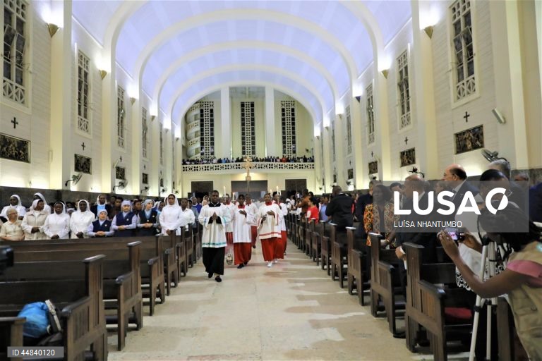 Moçambique: Missa de homenagem ao Papa Francisco em Maputo