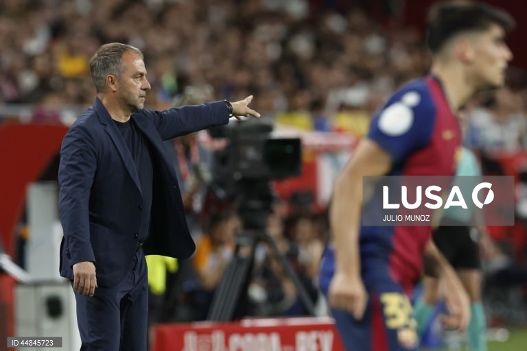 FC Barcelona conquistou a Taça do Rei em futebol ao derrotar, após prolongamento, o Real Madrid, por 3-2, em jogo muito disputado e emotivo, realizado em Sevilha.