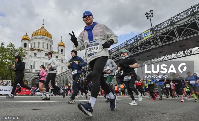 Meia Maratona de Moscovo, Rússia. A Meia Maratona de Moscovo é a maior corrida da Rússia, com uma distância de 21,1 km. 