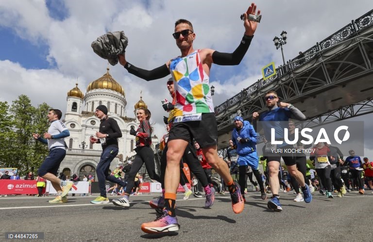 Meia Maratona de Moscovo, Rússia. A Meia Maratona de Moscovo é a maior corrida da Rússia, com uma distância de 21,1 km. 
