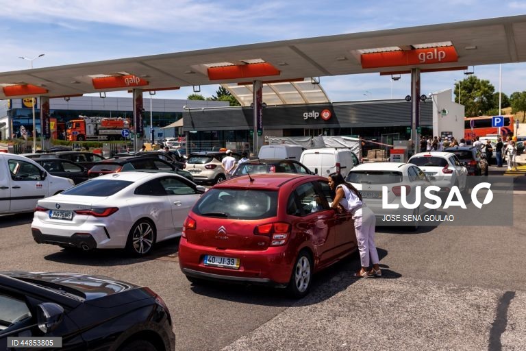 "Apagão" de eletricidade afeta Portugal de norte a sul