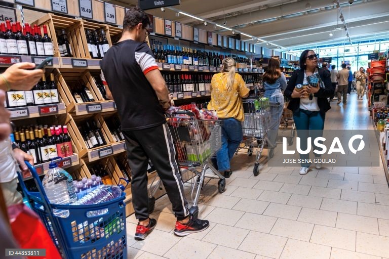 "Apagão" de eletricidade afeta Portugal de norte a sul