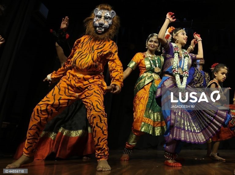 Índia: Dia Mundial da Dança em Bangalore