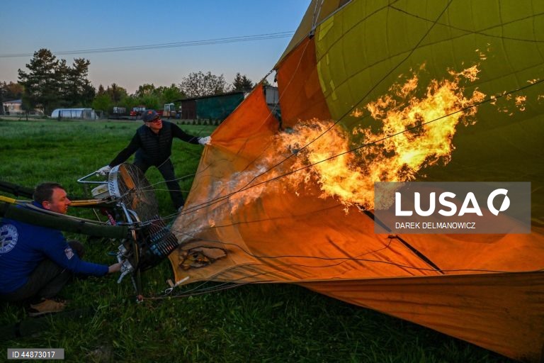 25.ª edição do Concurso de Balões de Montanha "Balony nad Krosnem 2025" em Krosno, Polónia. O evento foi organizado pela Fundação Corações Abertos de Boguslawa Nykiel-Ostrowska, pelo Aeroclube de Podkarpackie, pelo Centro Regional de Culturas Fronteiriças e pela cidade de Krosno. 