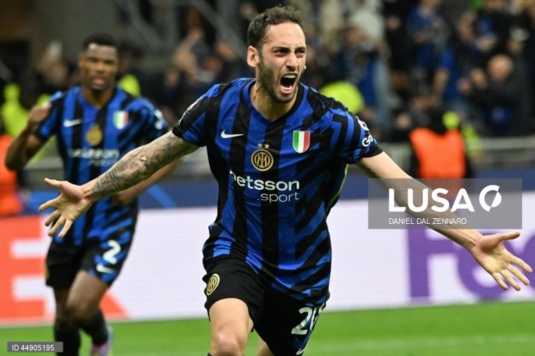 O Inter Milão apurou-se hoje para a final da Liga dos Campeões de futebol pela sétima vez, após vencer o FC Barcelona por 4-3, no prolongamento, depois do 3-3 no final do tempo regulamentar, na segunda mão das meias-finais.