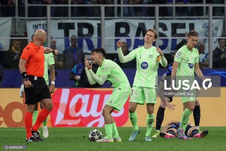 O Inter Milão apurou-se hoje para a final da Liga dos Campeões de futebol pela sétima vez, após vencer o FC Barcelona por 4-3, no prolongamento, depois do 3-3 no final do tempo regulamentar, na segunda mão das meias-finais.