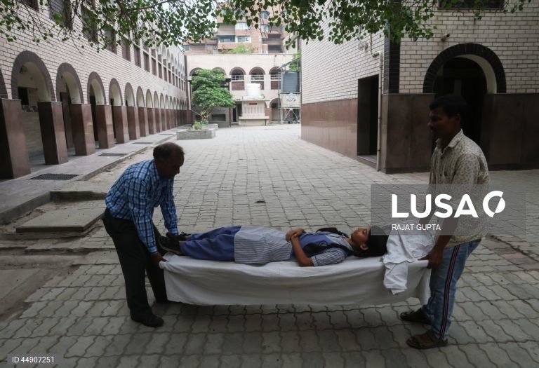 Índia: Simulacro de ataque miltar em Nova Deli