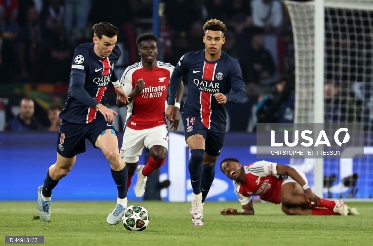 Os franceses do Paris Saint-Germain apuraram-se hoje para a final da Liga dos Campeões de futebol pela segunda vez, depois de voltarem a vencer os ingleses do Arsenal, desta vez por 2-1, na segunda mão das meias-finais.
