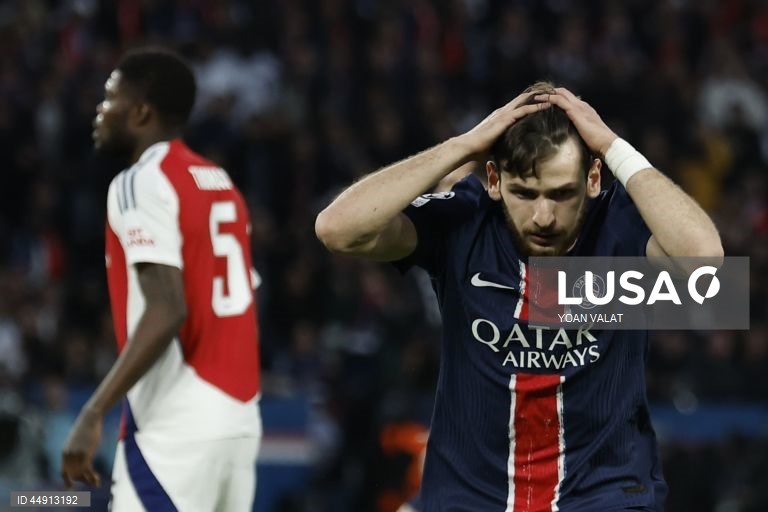 Os franceses do Paris Saint-Germain apuraram-se hoje para a final da Liga dos Campeões de futebol pela segunda vez, depois de voltarem a vencer os ingleses do Arsenal, desta vez por 2-1, na segunda mão das meias-finais.