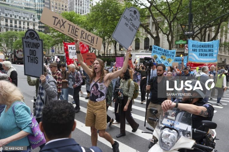 EUA: Manifestação em Nova Iorque contra os bilionários