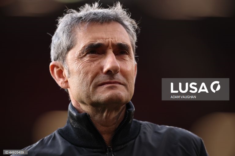 Os ingleses do Manchester United, treinado pelo português Ruben Amorim, e do Tottenham garantiram hoje o apuramento para a final da Liga Europa de futebol, ultrapassando Athletic Bilbau e Bodo/Glimt, respetivamente, nas meias-finais.