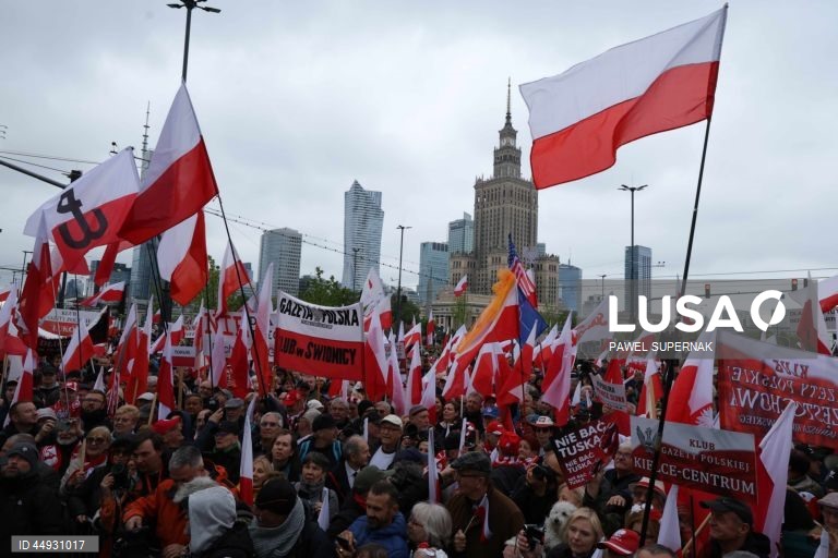 Polónia: Marcha em Varsóvia contra a imigração ilegal